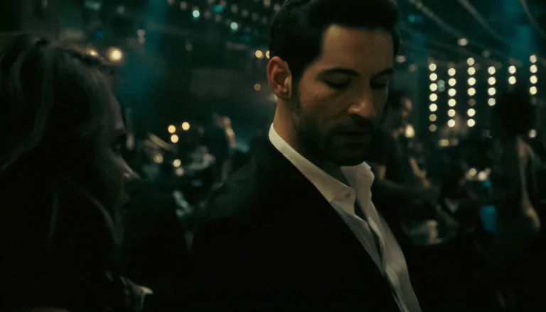 Момент из 1 серии 1 сезона