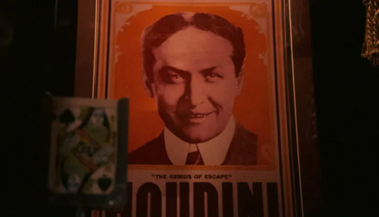 Момент из 1 серии 6 сезона