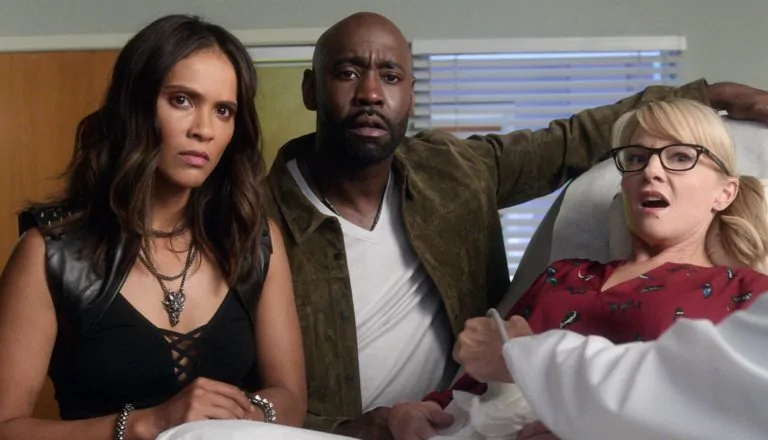 Мейз, Аменадиэль и Линда в больнице